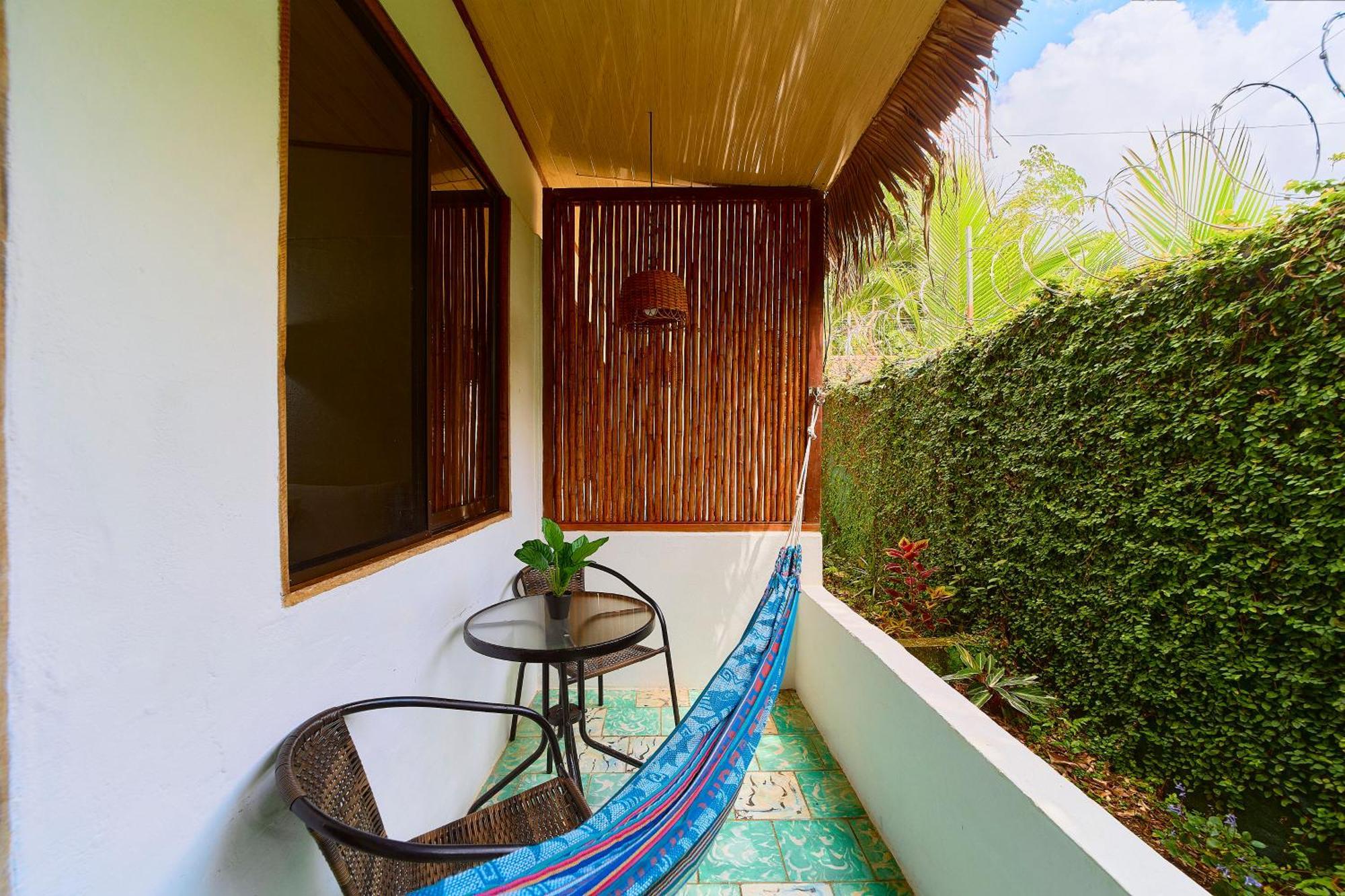 Cabinas Montesol Puerto Viejo de Talamanca Εξωτερικό φωτογραφία