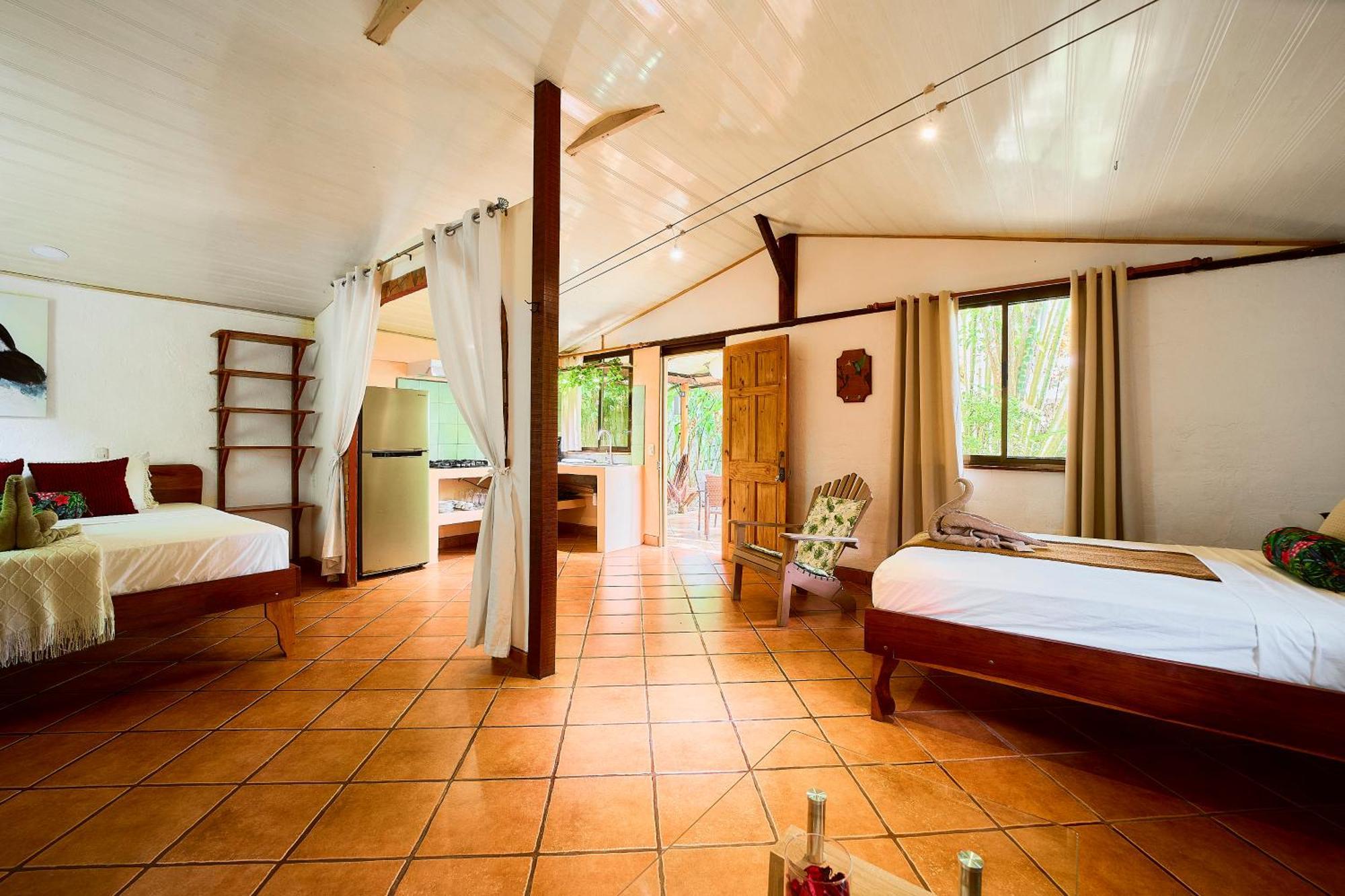 Cabinas Montesol Puerto Viejo de Talamanca Εξωτερικό φωτογραφία
