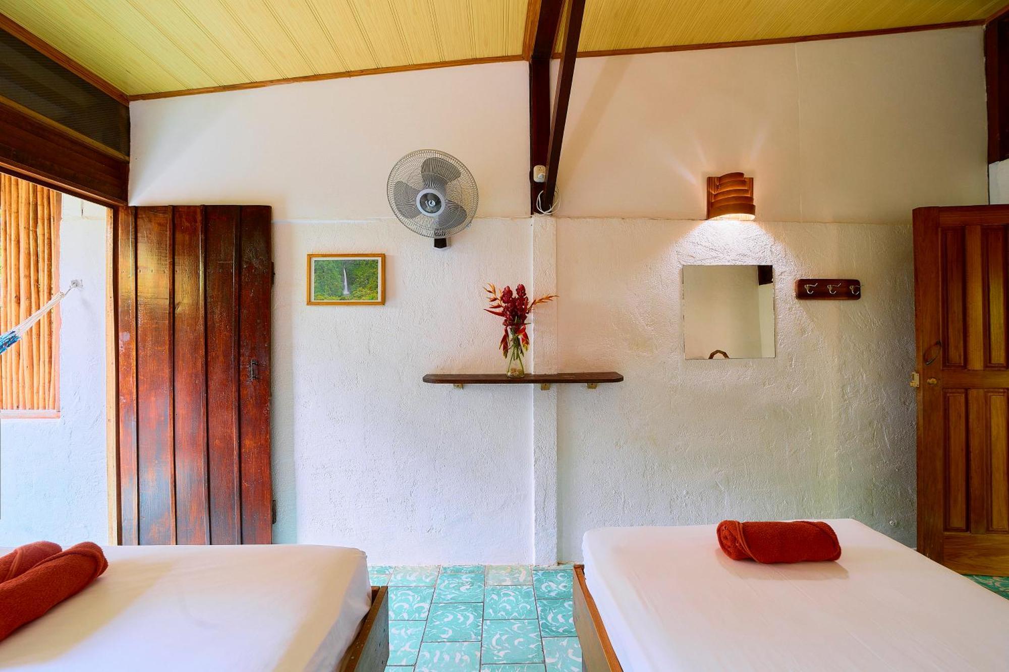 Cabinas Montesol Puerto Viejo de Talamanca Εξωτερικό φωτογραφία