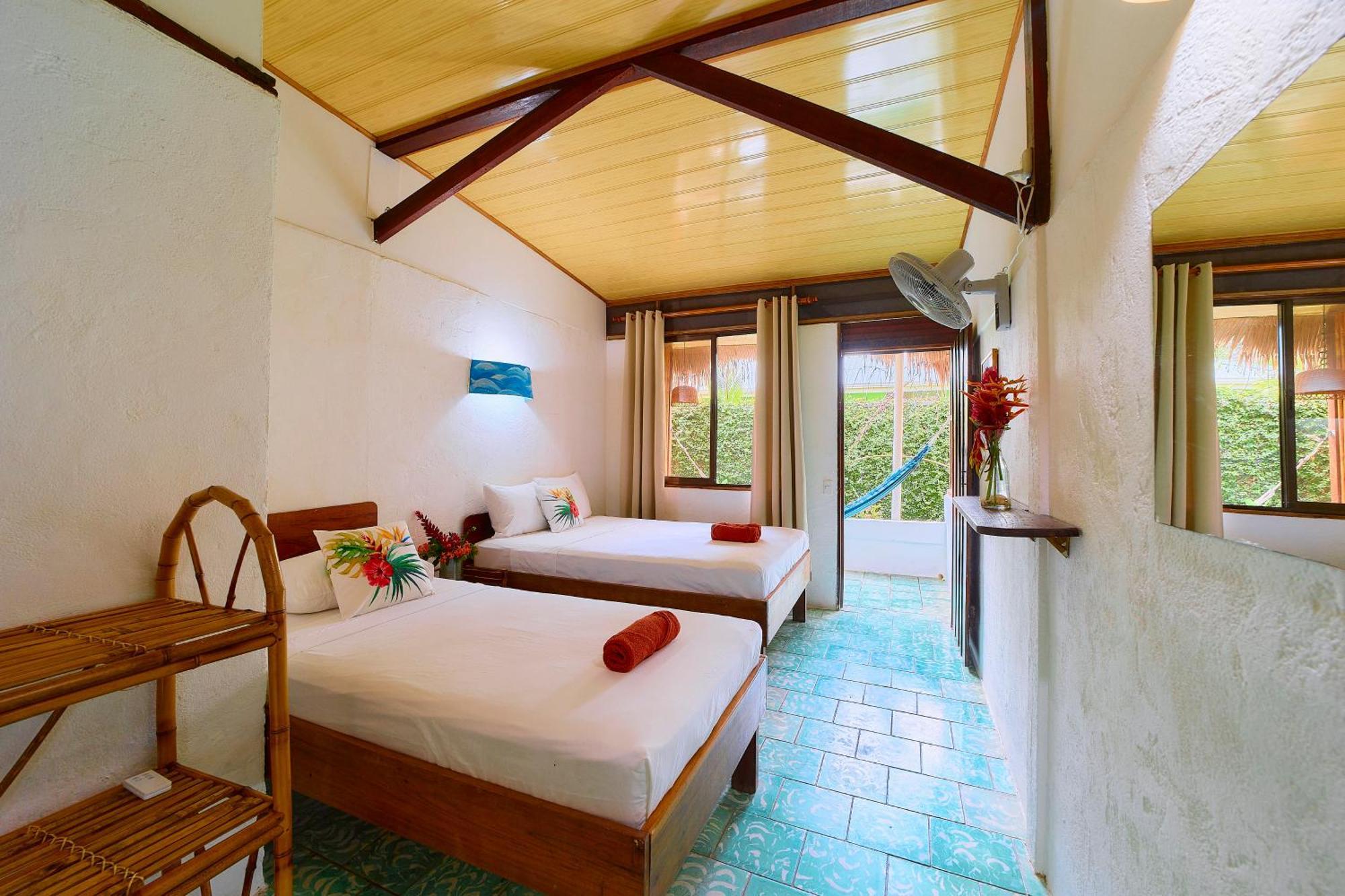 Cabinas Montesol Puerto Viejo de Talamanca Εξωτερικό φωτογραφία
